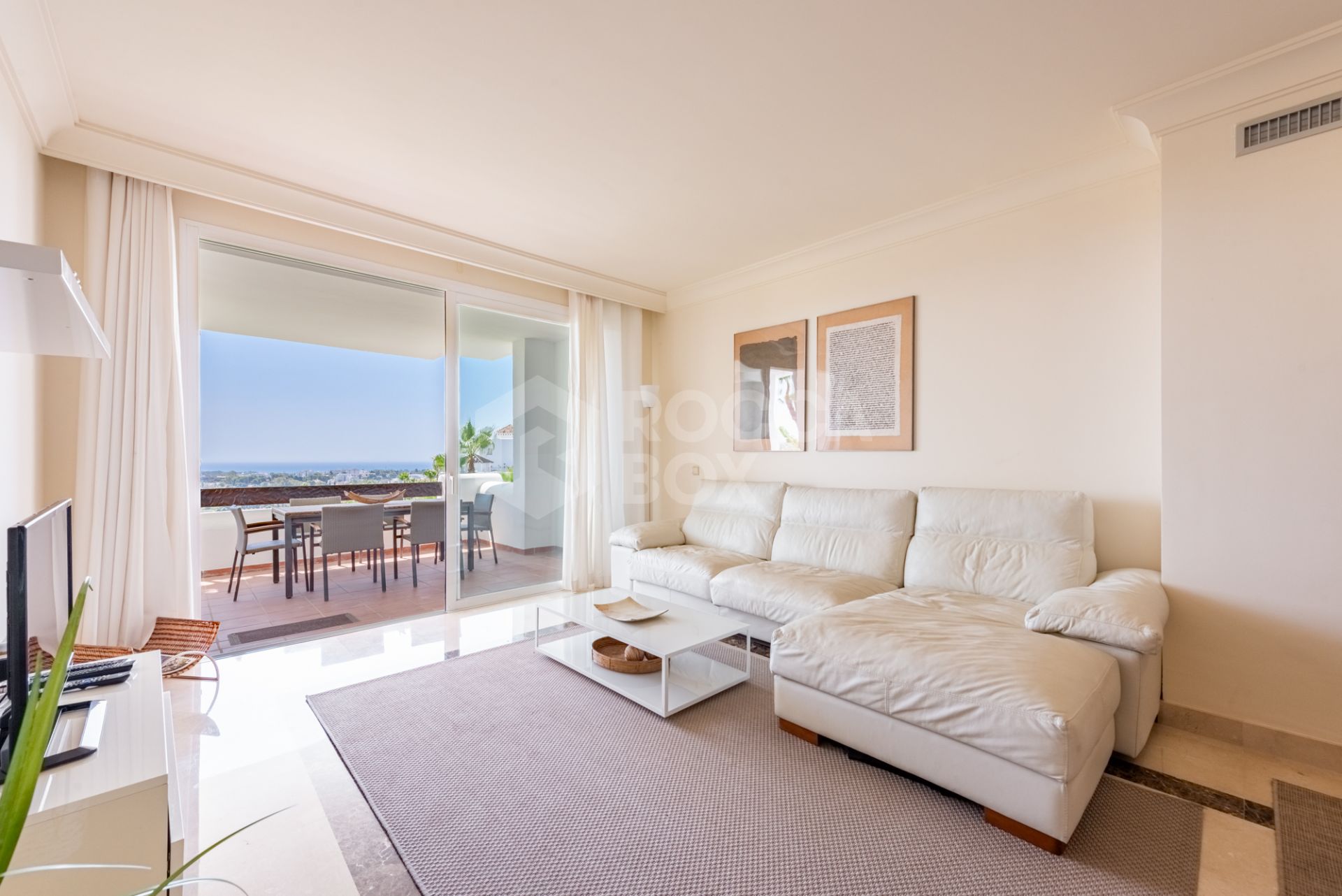 Panoramic Sea View Apartment in a Prime Elevated Position!