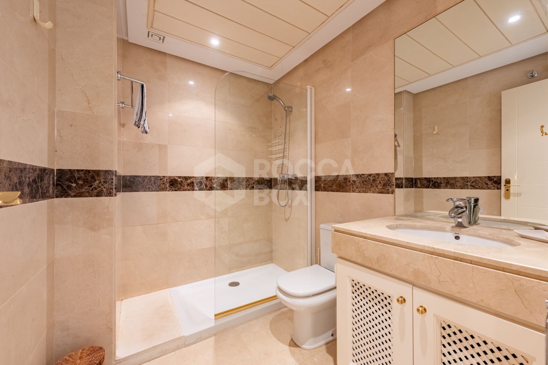 Panoramic Sea View Apartment in a Prime Elevated Position!