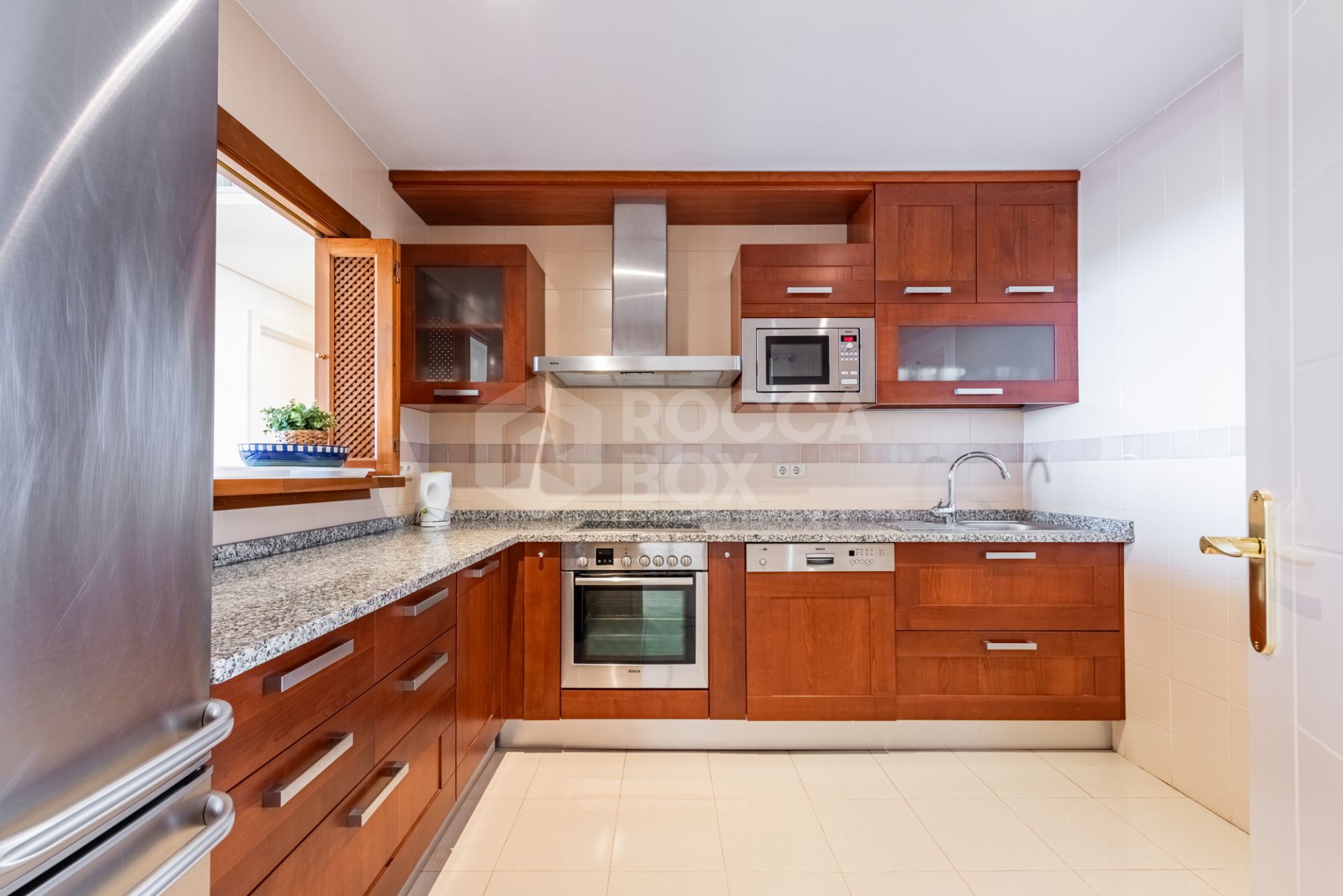 Panoramic Sea View Apartment in a Prime Elevated Position!