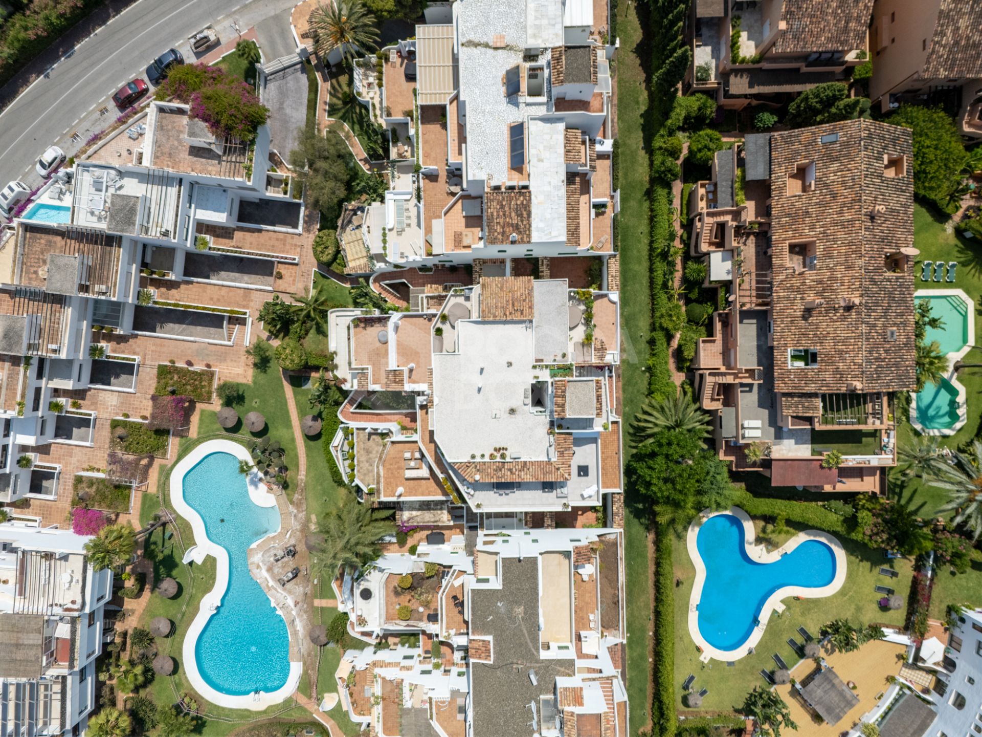 Elegant Penthouse with Breathtaking Views in Coto Real, Marbella’s Golden Mile