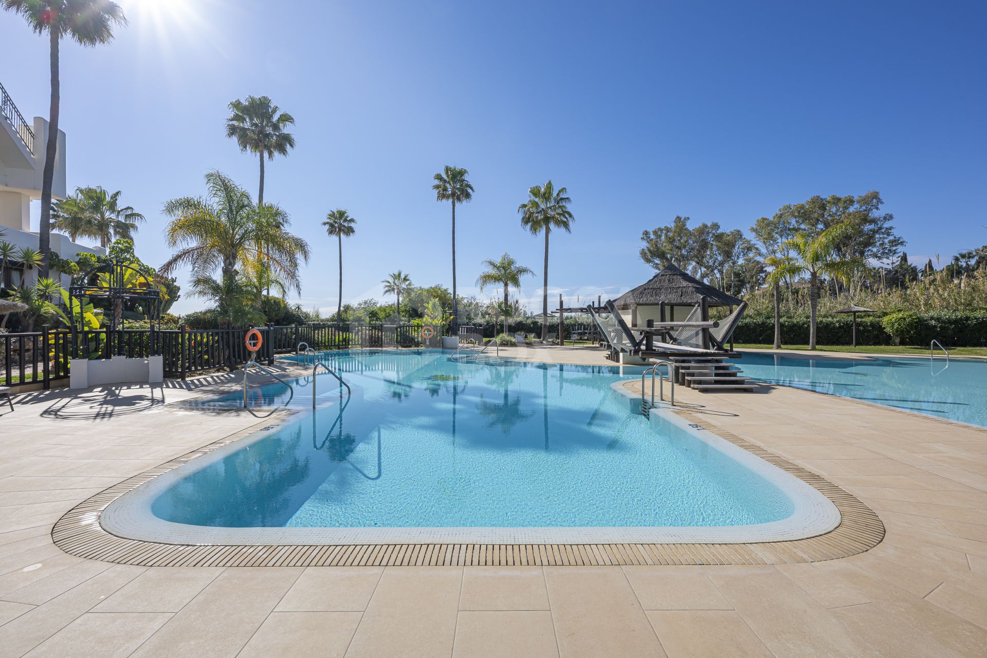 Beachfront luxury penthouse close to Estepona town!