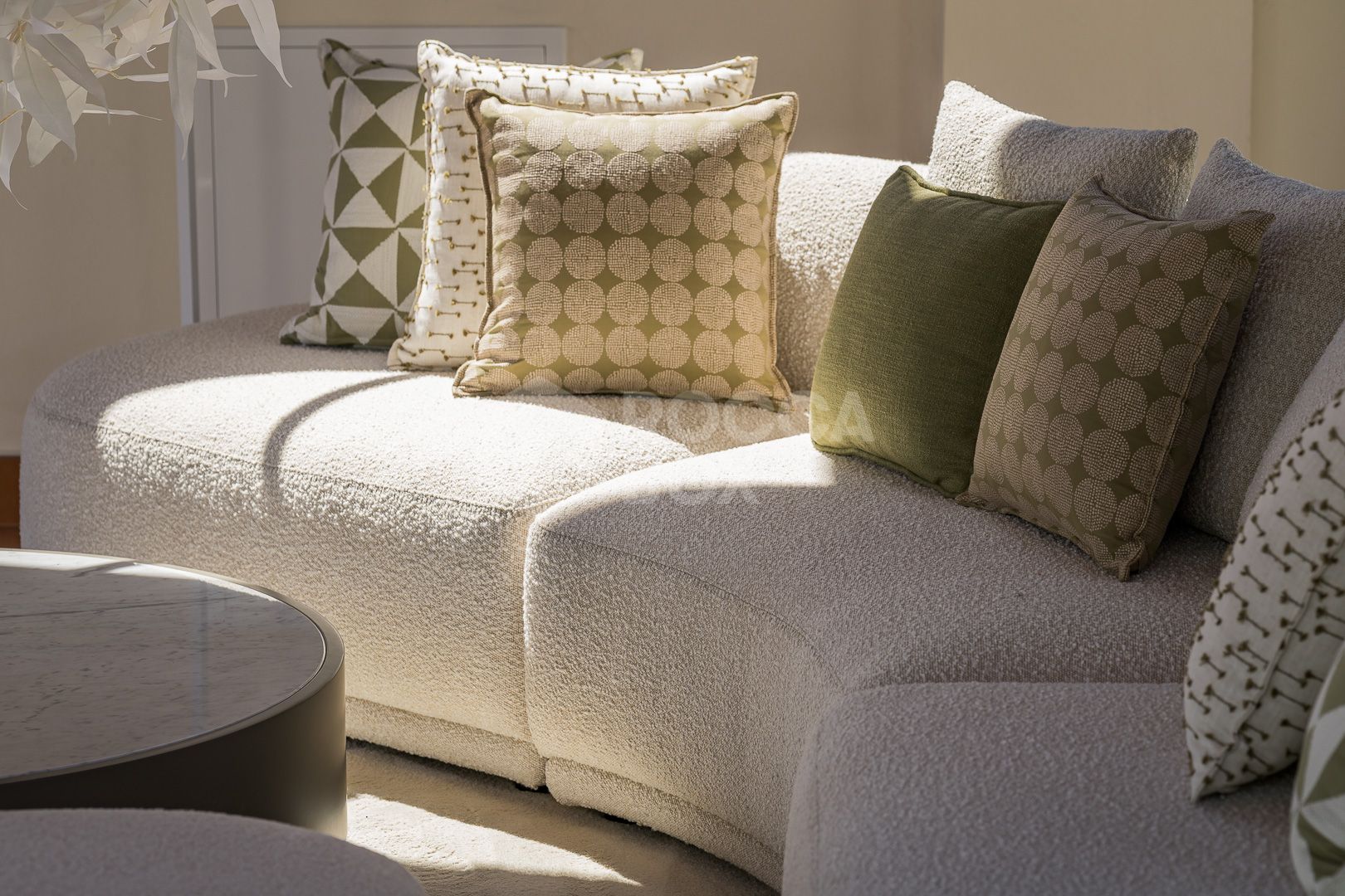 Exquisite duplex penthouse front line to the beach near Estepona town!