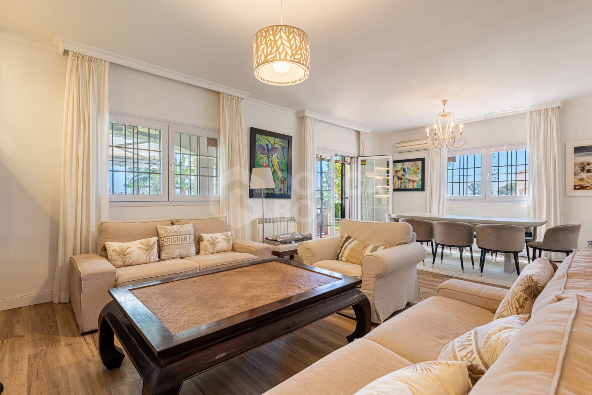 Charming Family Villa in Monte Biarritz!