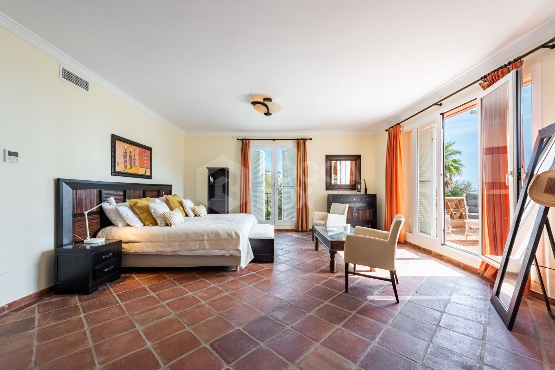 Unique Frontline Beach Villa in La Perla de la Bahía, Casares