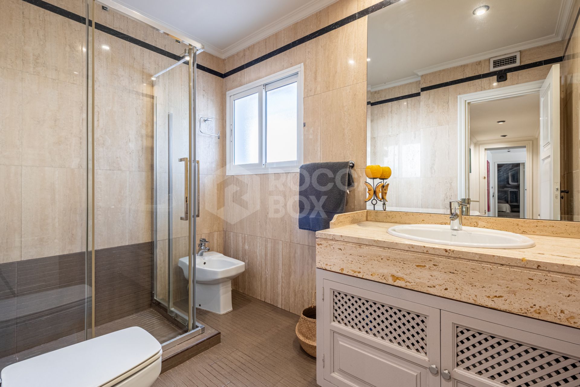 One-level villa on the Golden Mile of Marbella!