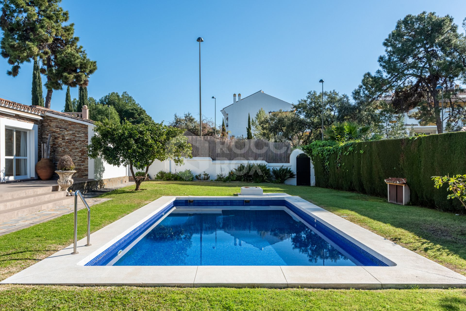 One-level villa on the Golden Mile of Marbella!