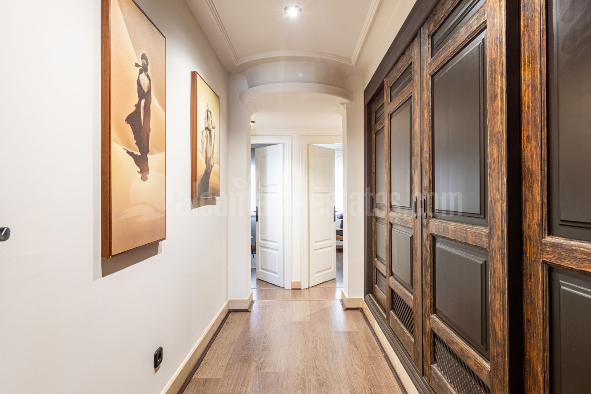 Villa in La Carolina, Marbella