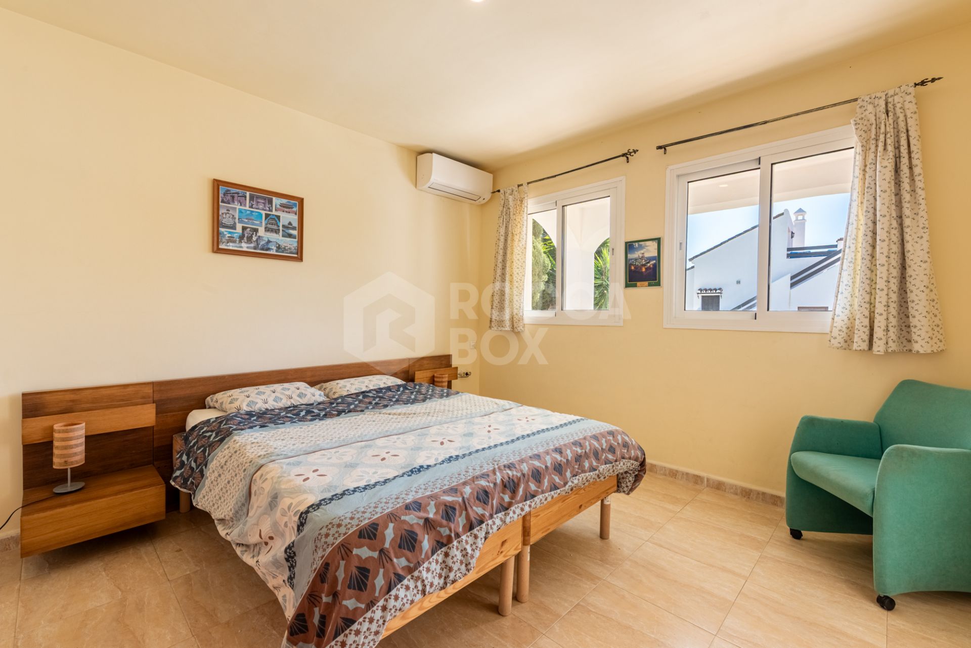 Charming Spanish Villa with Sea Views Just 100m from the Beach – Prime Linda Vista Baja Location Near San Pedro