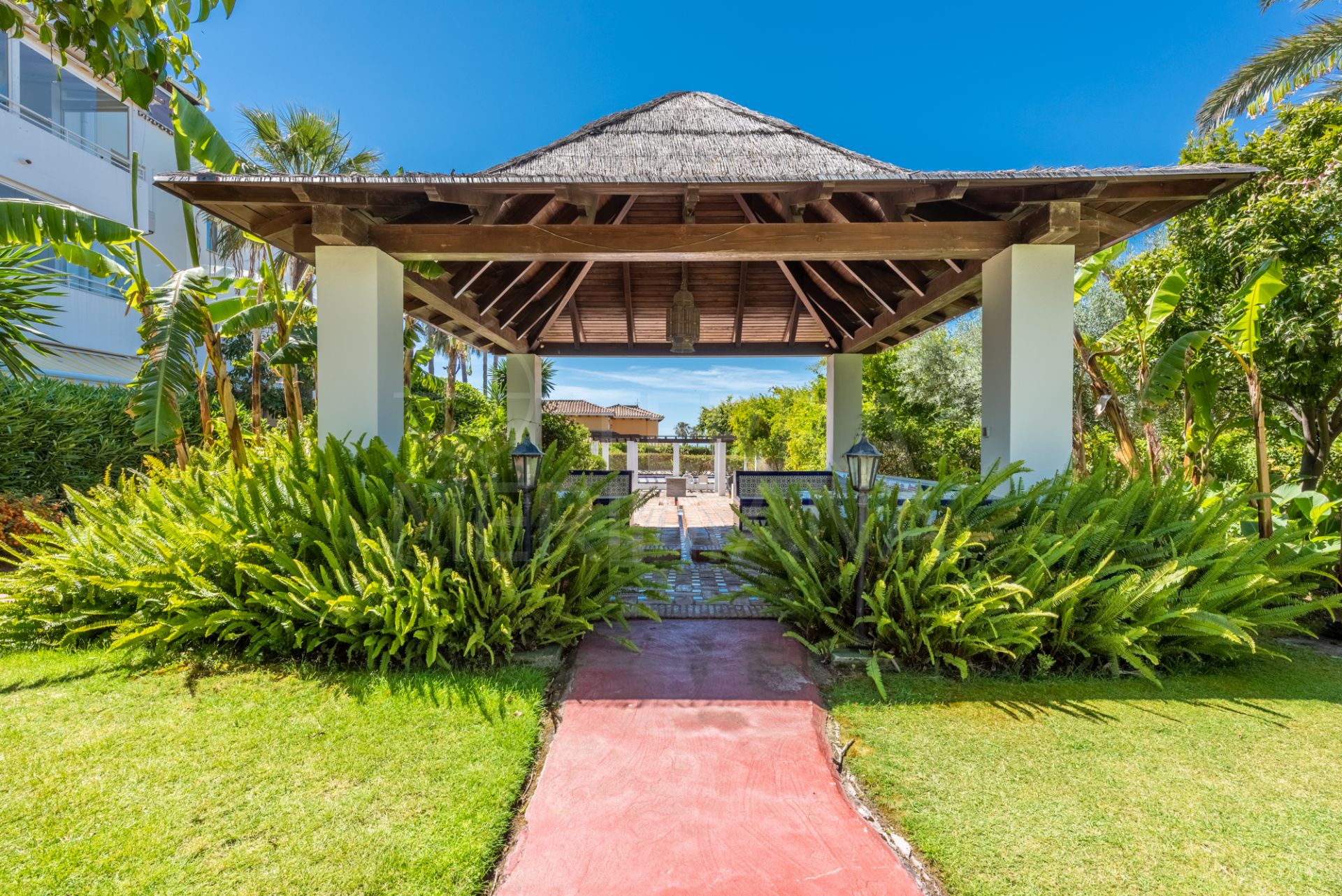 Apartment in Atalaya, Estepona