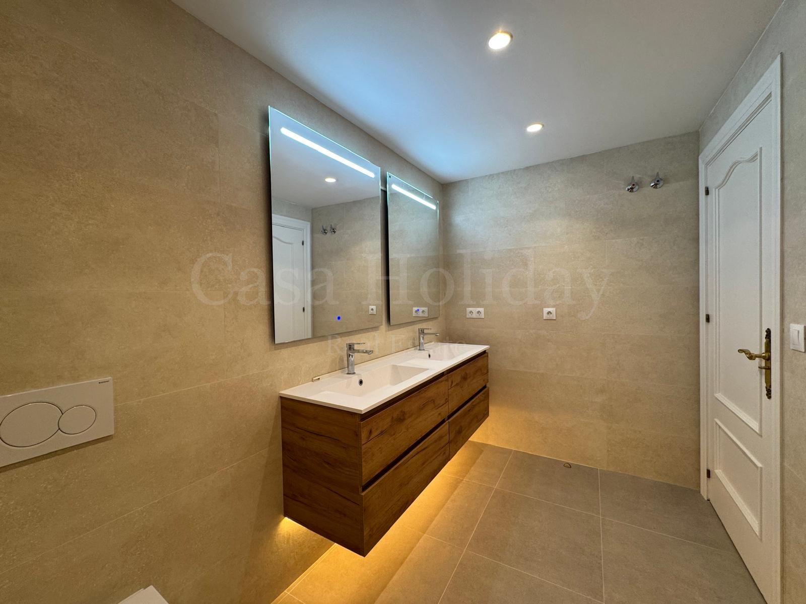 Apartment in Atalaya, Estepona