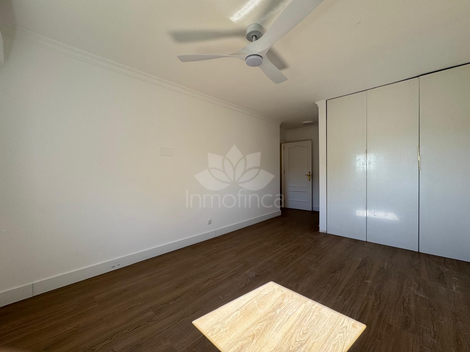 Apartment in Atalaya, Estepona