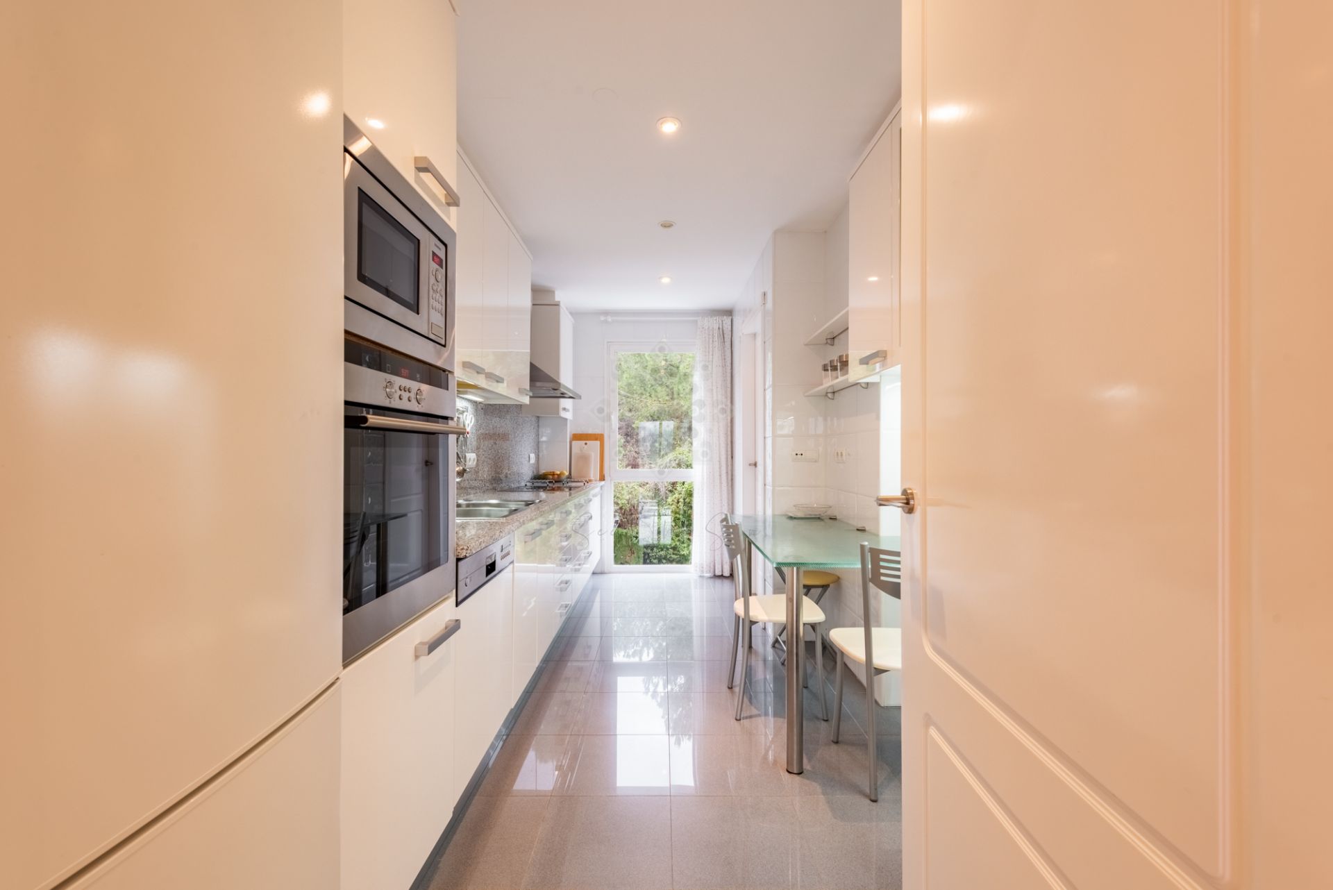 Apartment in La Corniche, Marbella