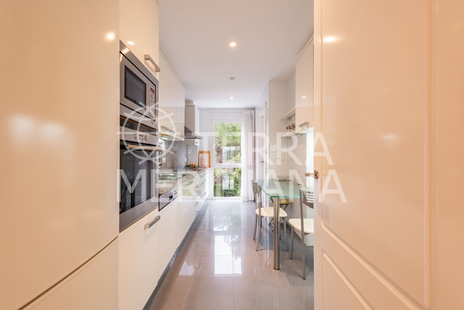 Apartment in La Corniche, Marbella