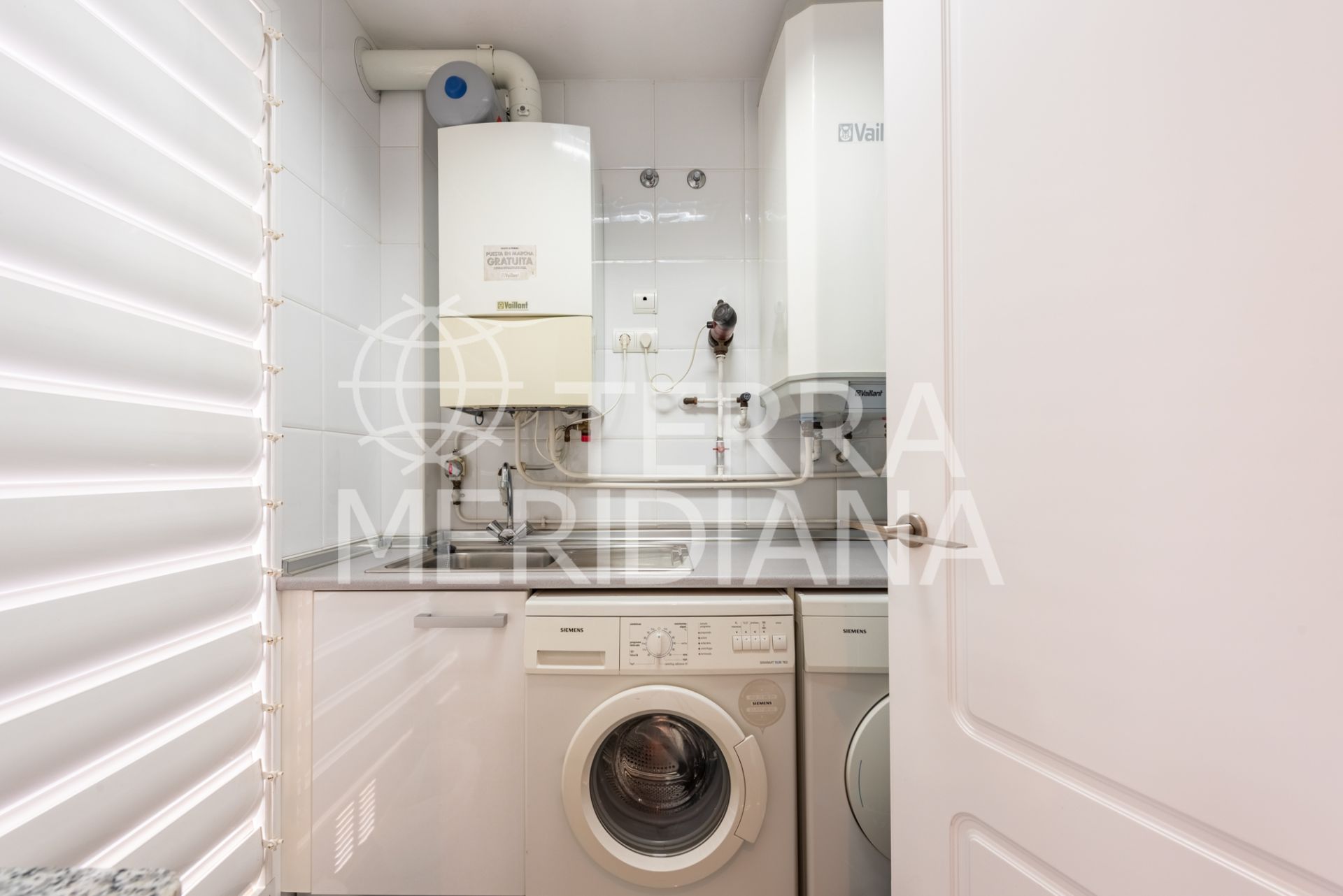 Apartment in La Corniche, Marbella