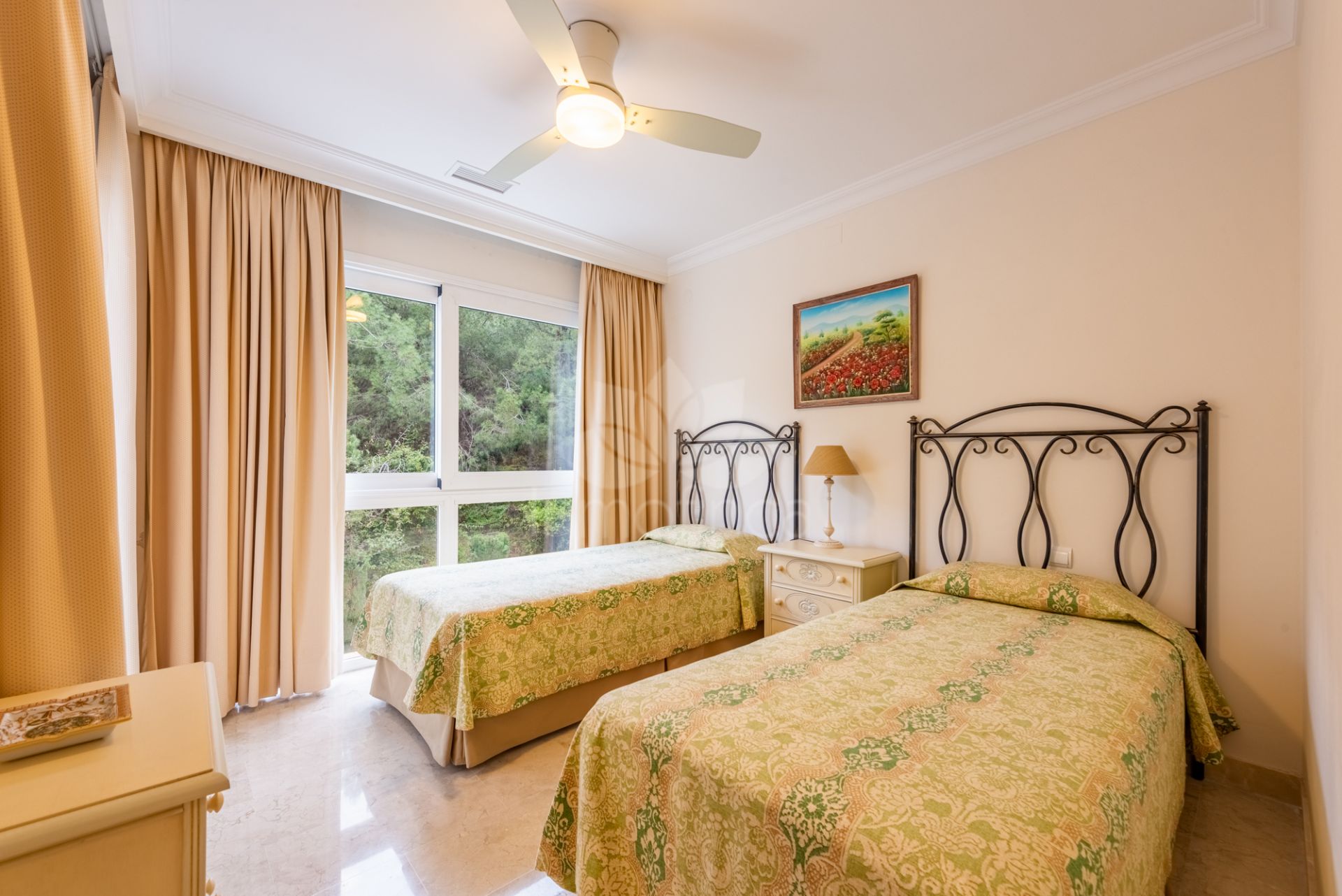 Apartment in La Corniche, Marbella