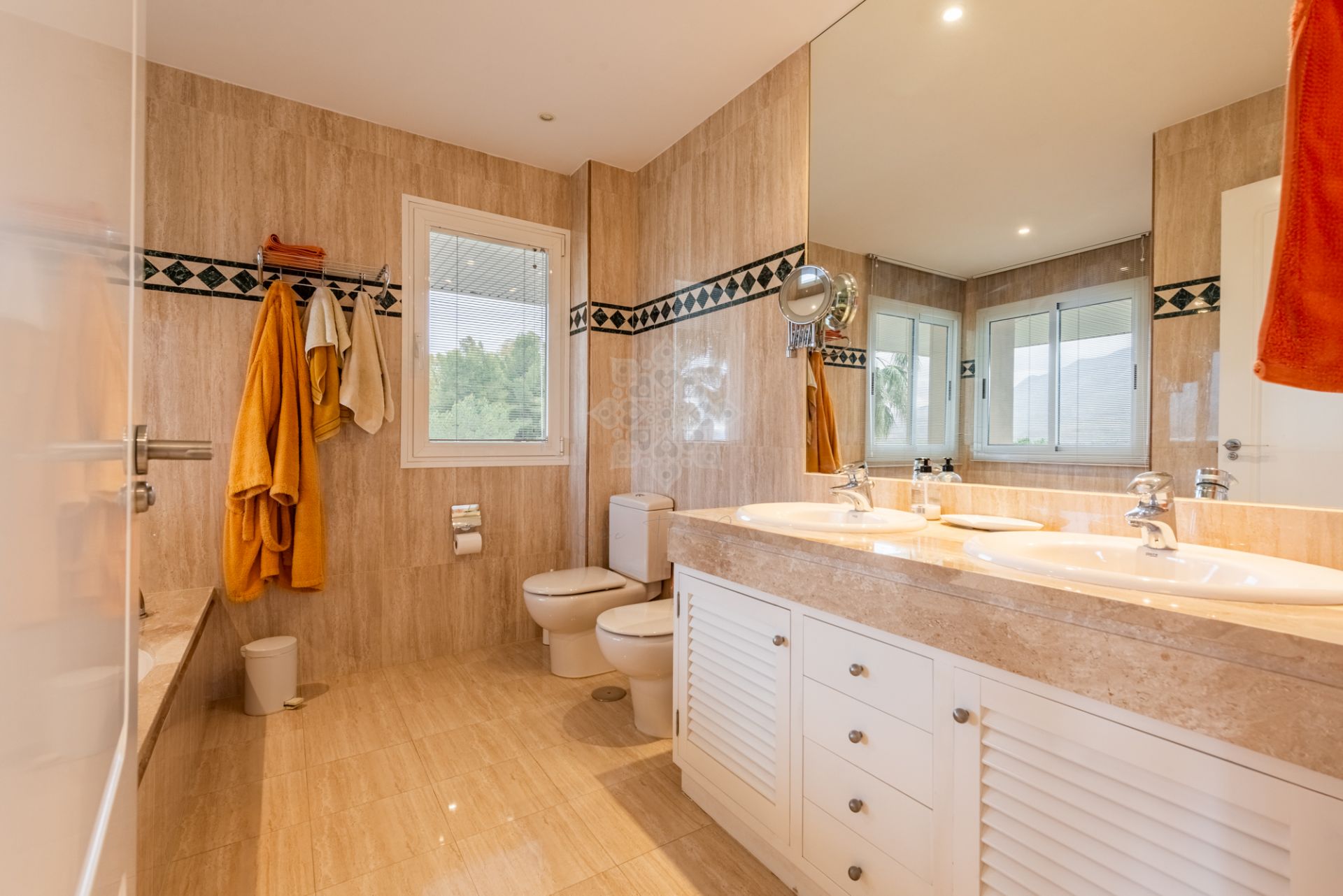 Apartment in La Corniche, Marbella