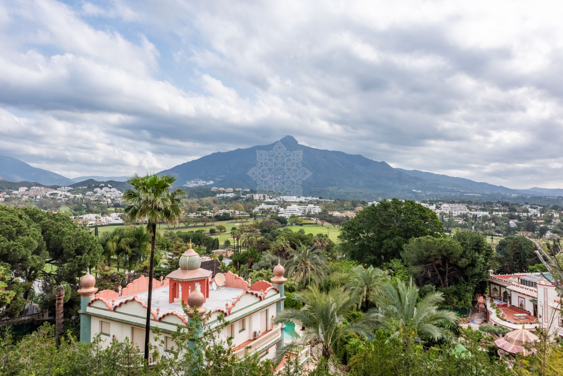 Apartment in La Corniche, Marbella