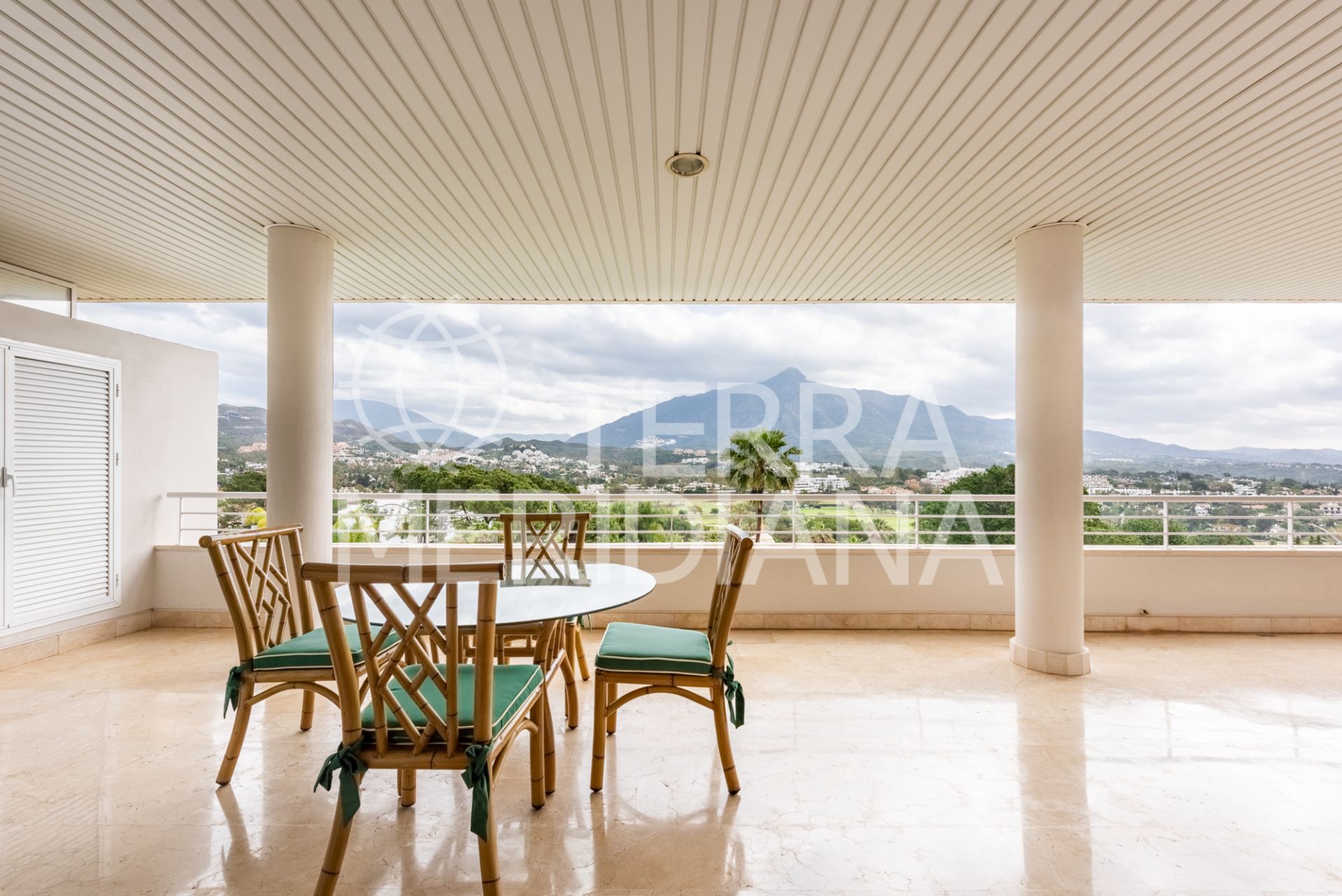 Apartment in La Corniche, Marbella