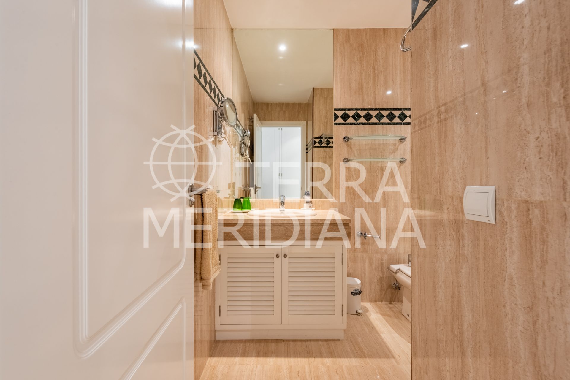 Apartment in La Corniche, Marbella