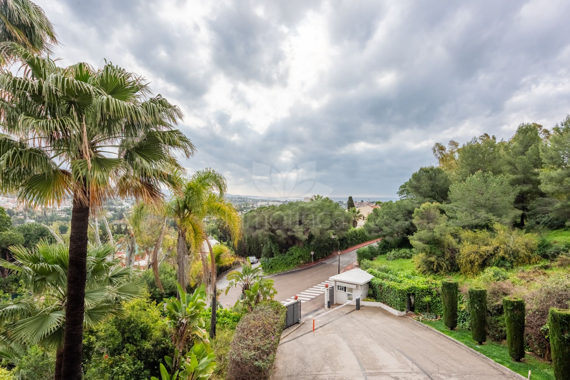 Apartment in La Corniche, Marbella