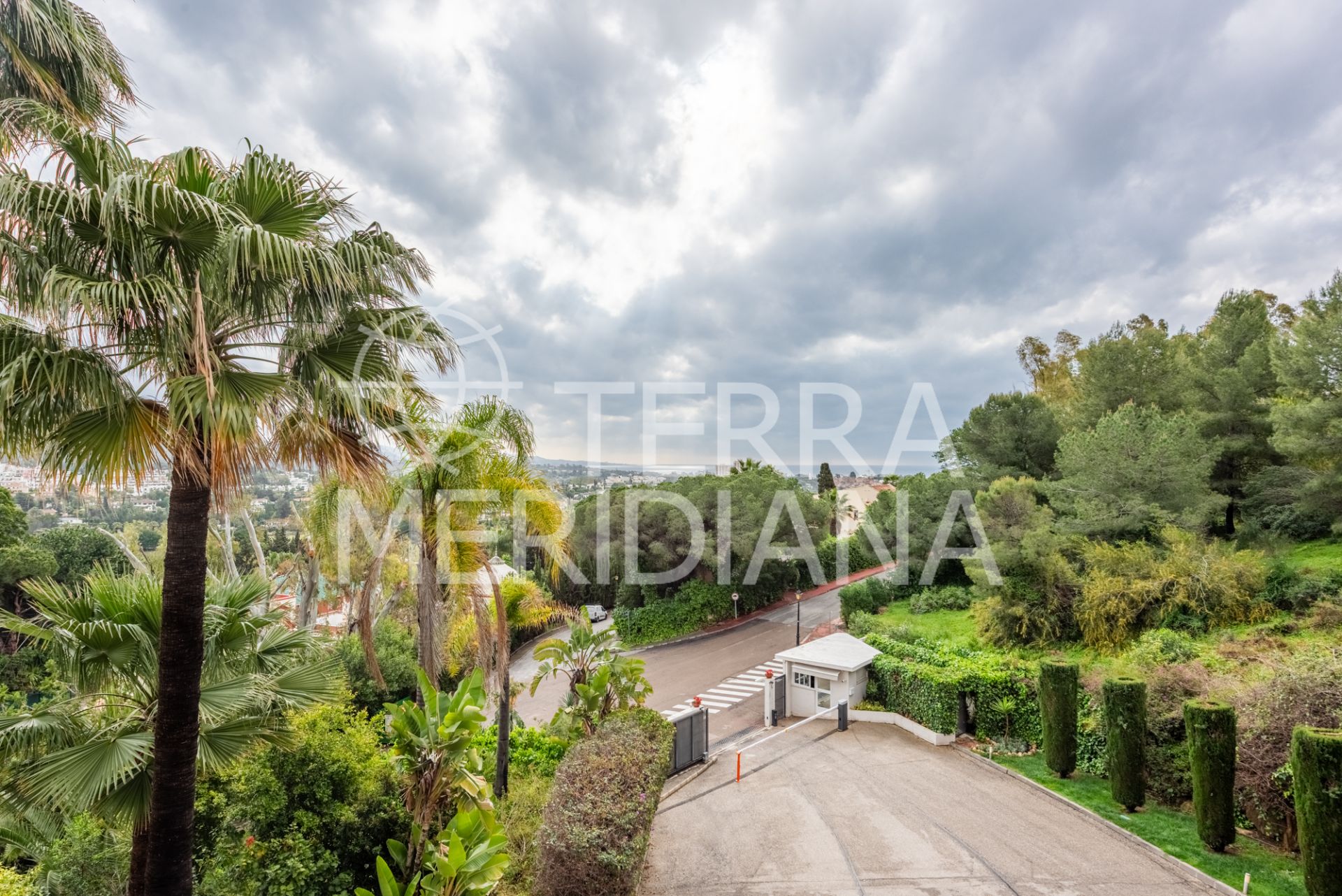 Apartment in La Corniche, Marbella