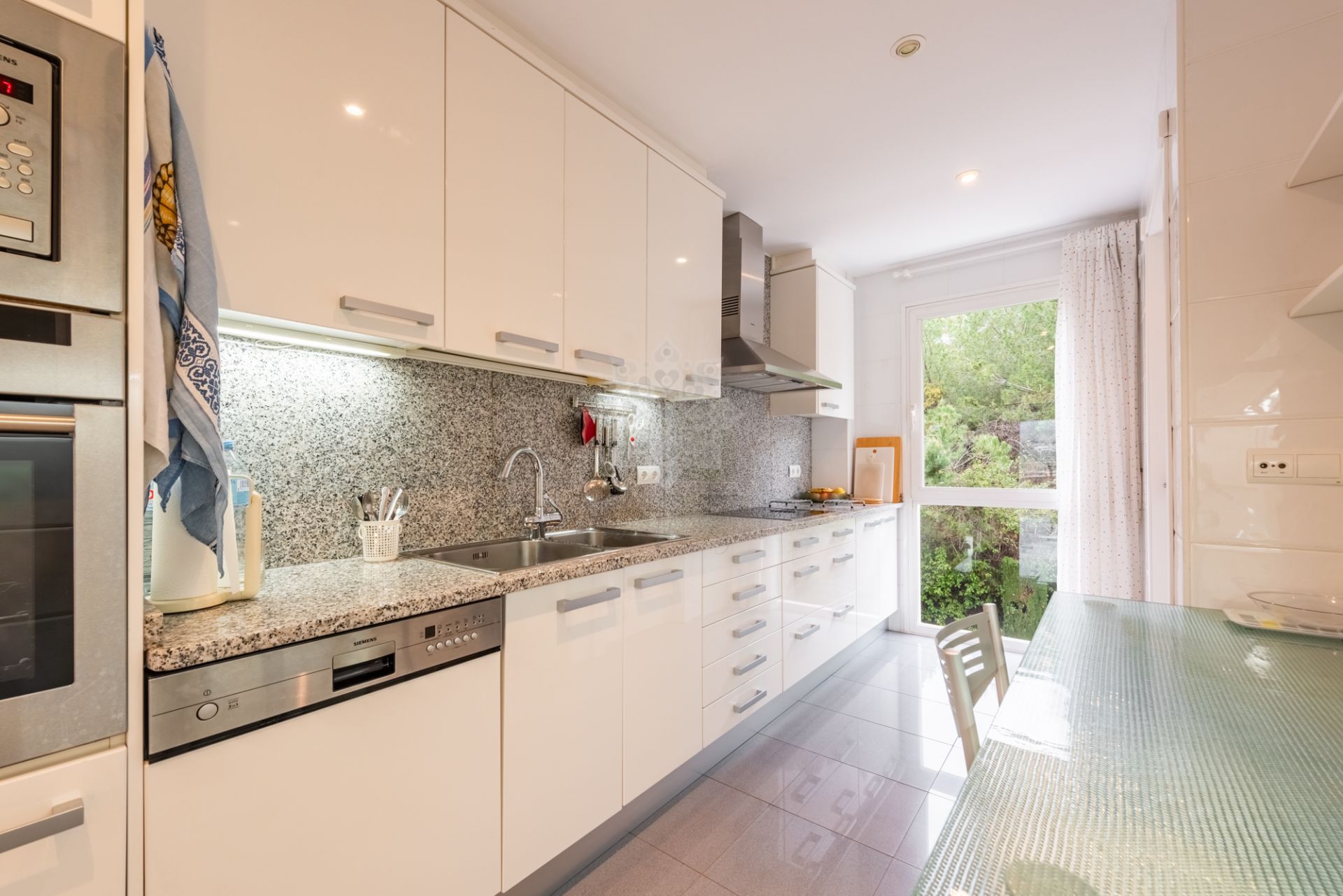 Apartment in La Corniche, Marbella