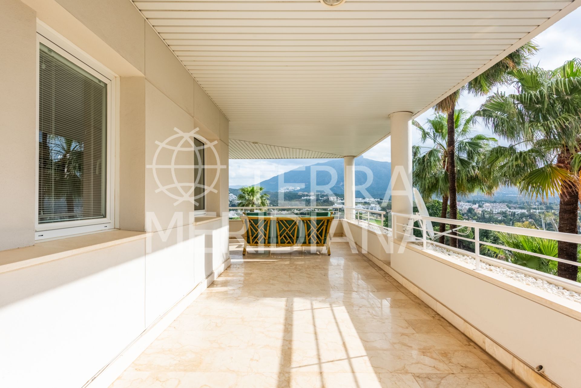 Apartment in La Corniche, Marbella