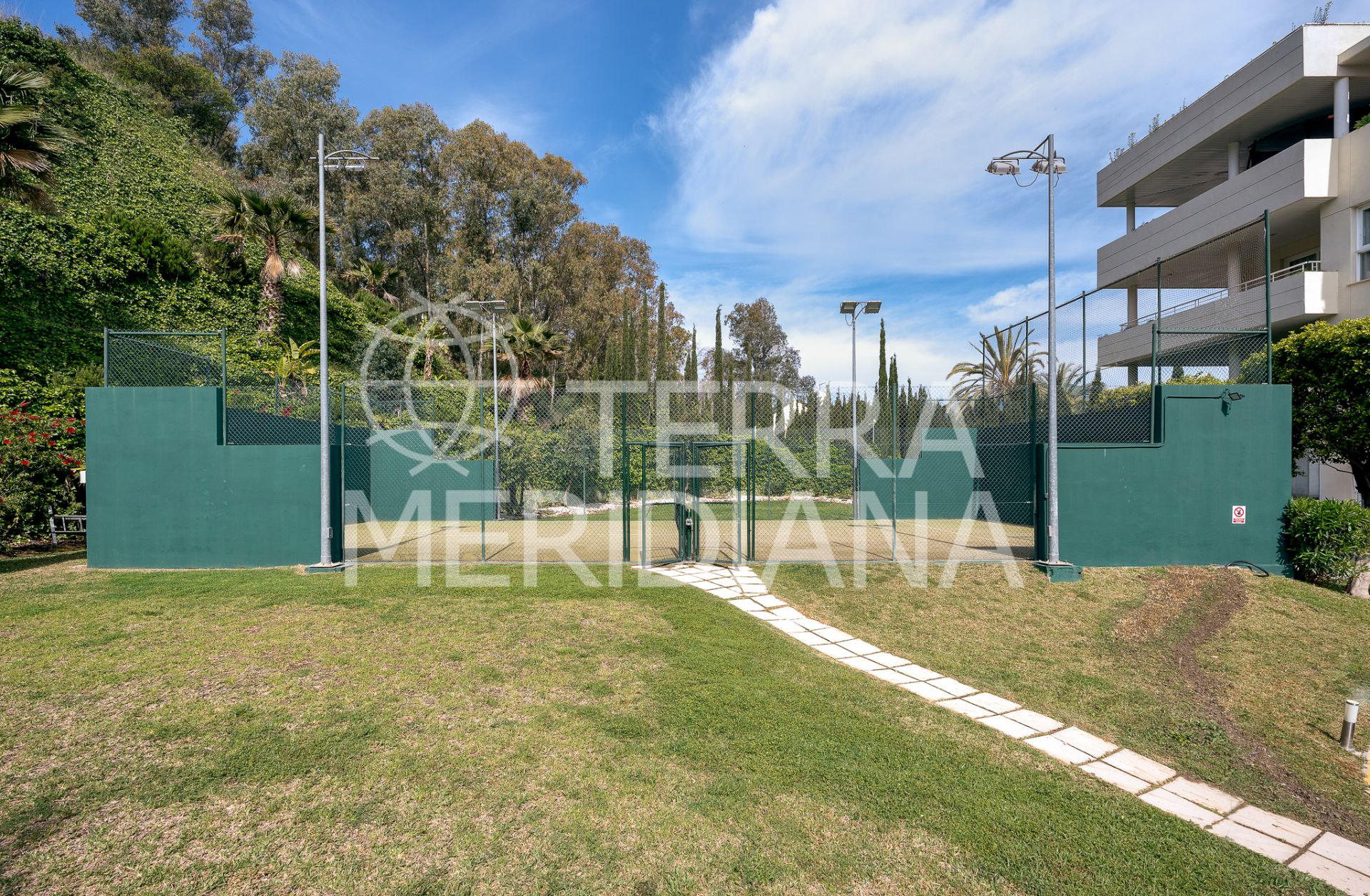 Apartment in La Corniche, Marbella