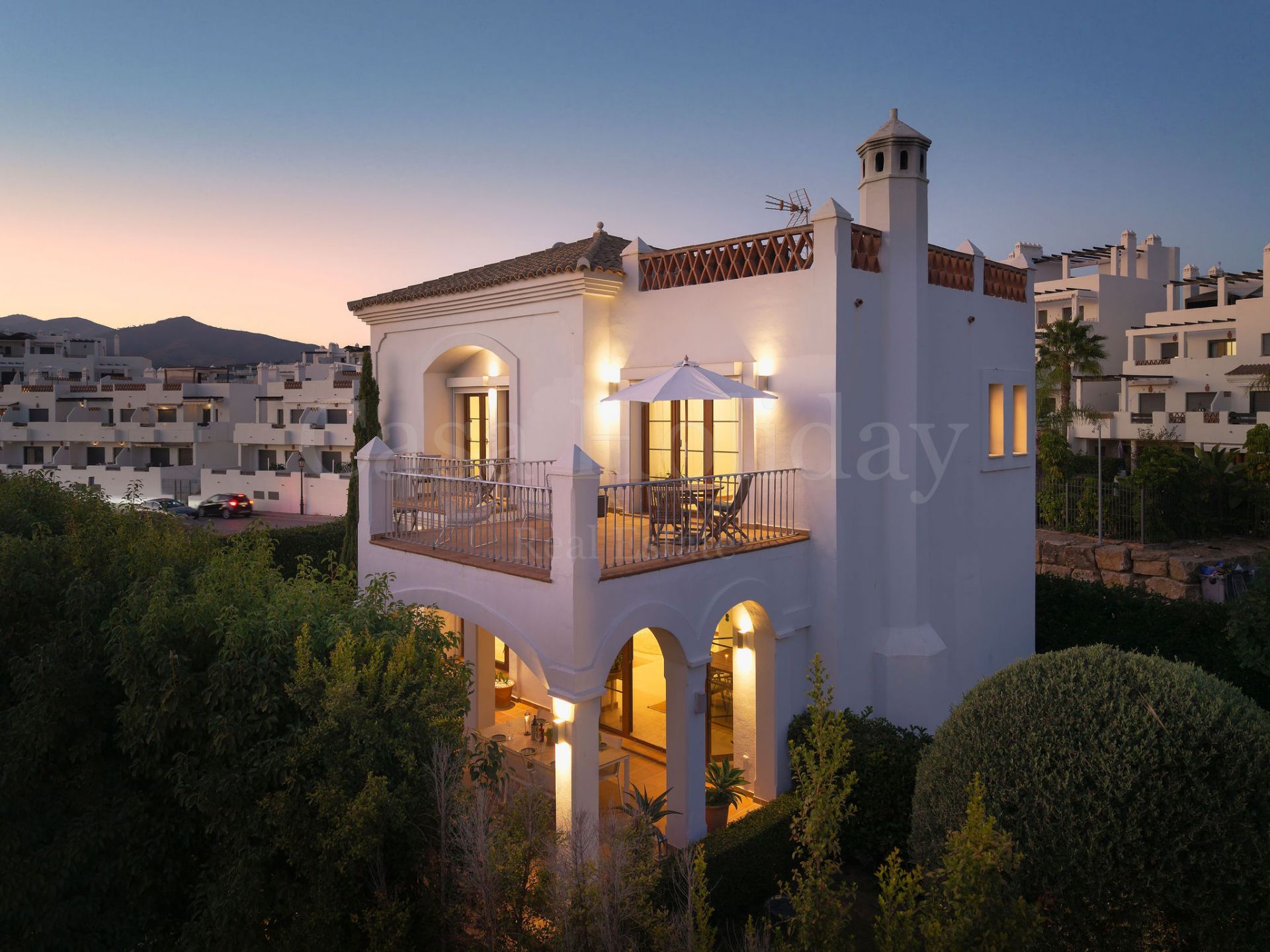 Villa in La Resina Golf, Estepona