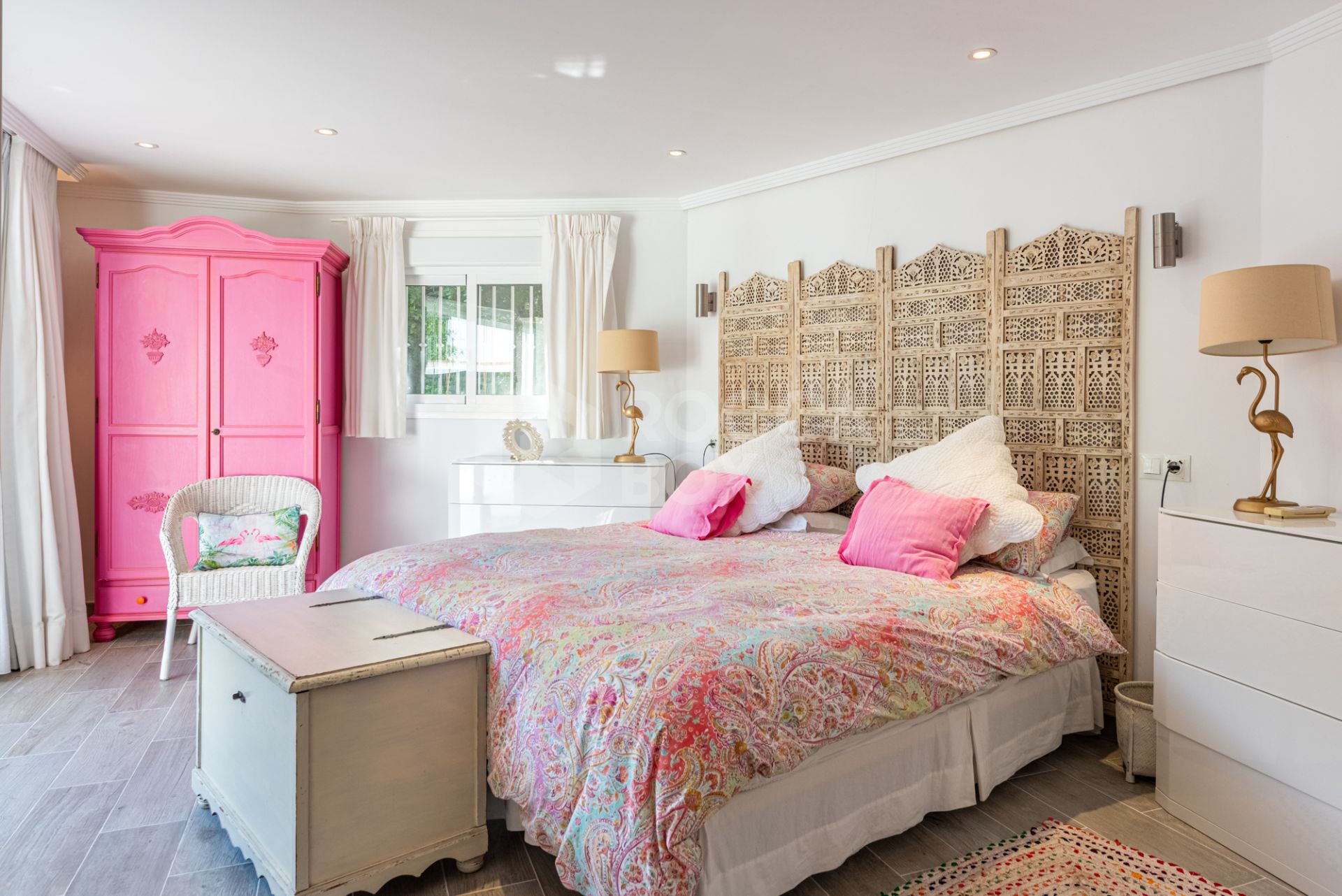 Charming Cottage-Style Villa in the Hills of Benahavís – Excellent Value