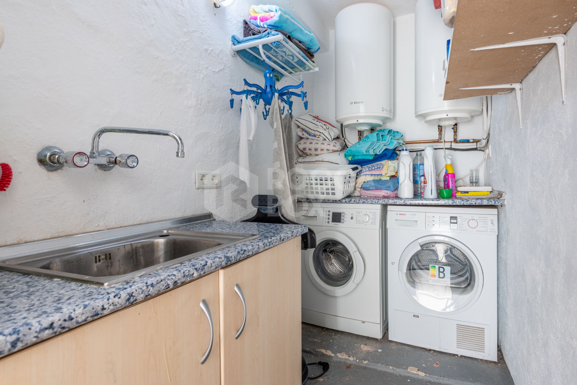 Charming Cottage-Style Villa in the Hills of Benahavís – Excellent Value