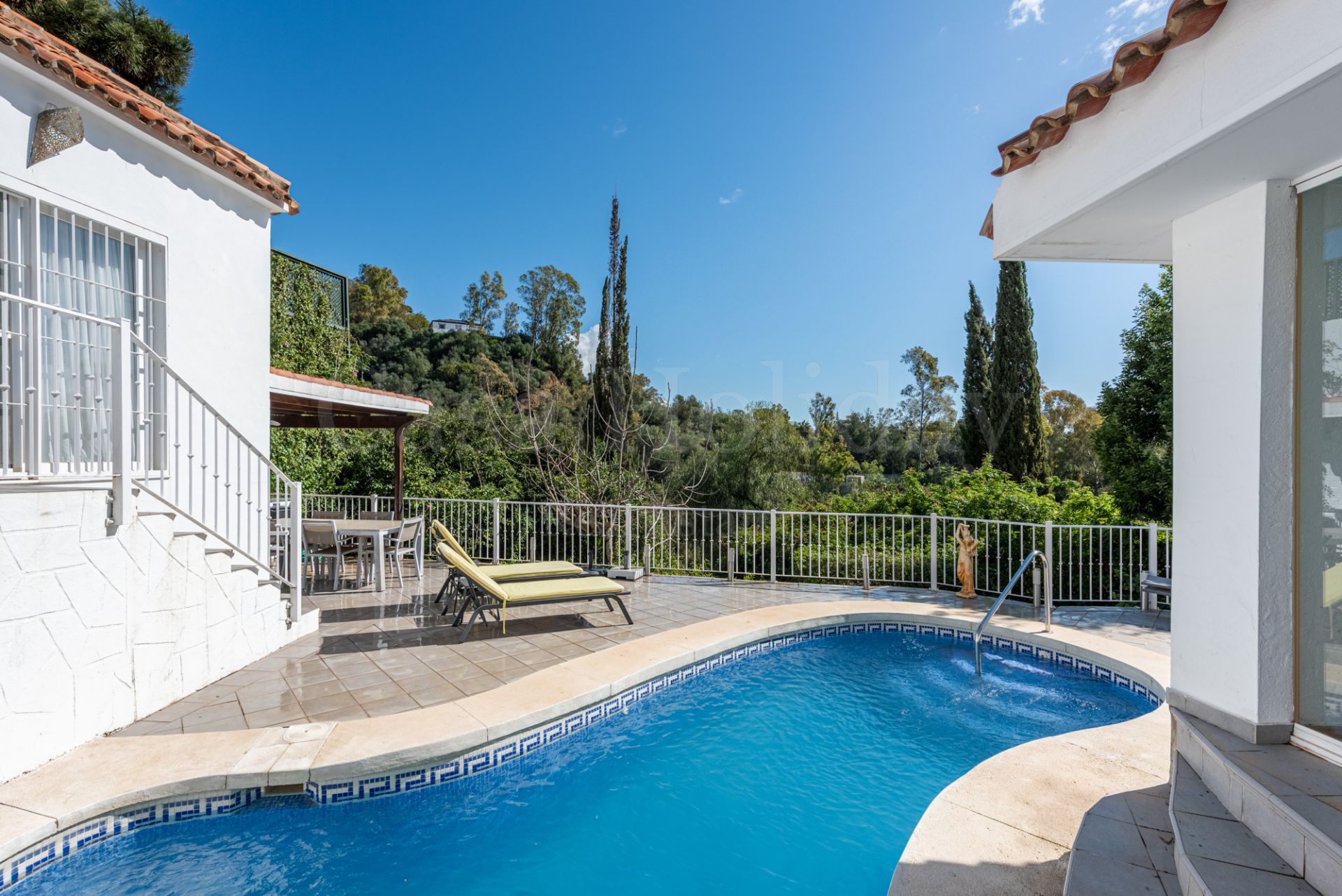 Villa en Puerto del Almendro, Benahavis