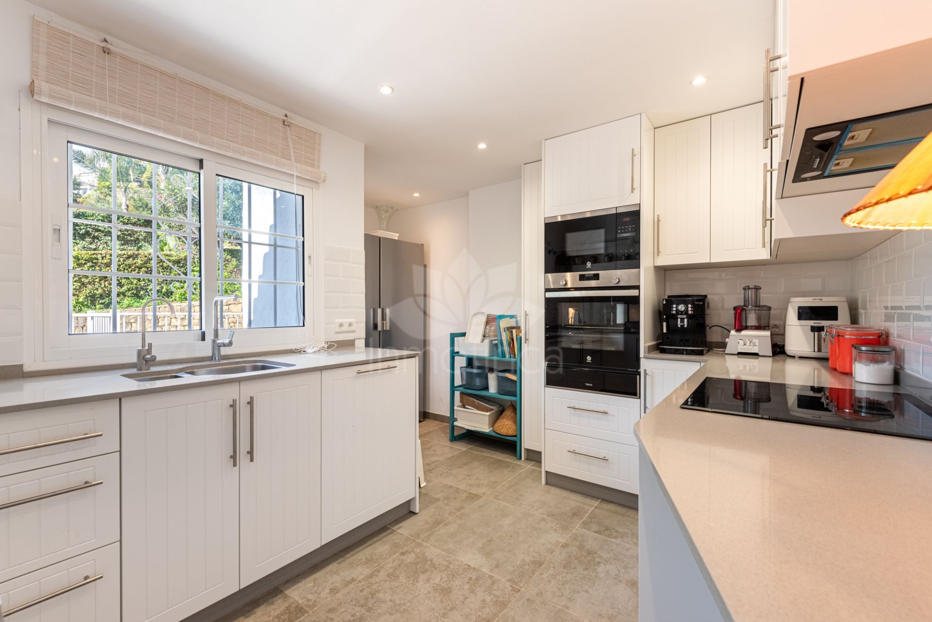 Villa en Puerto del Almendro, Benahavis