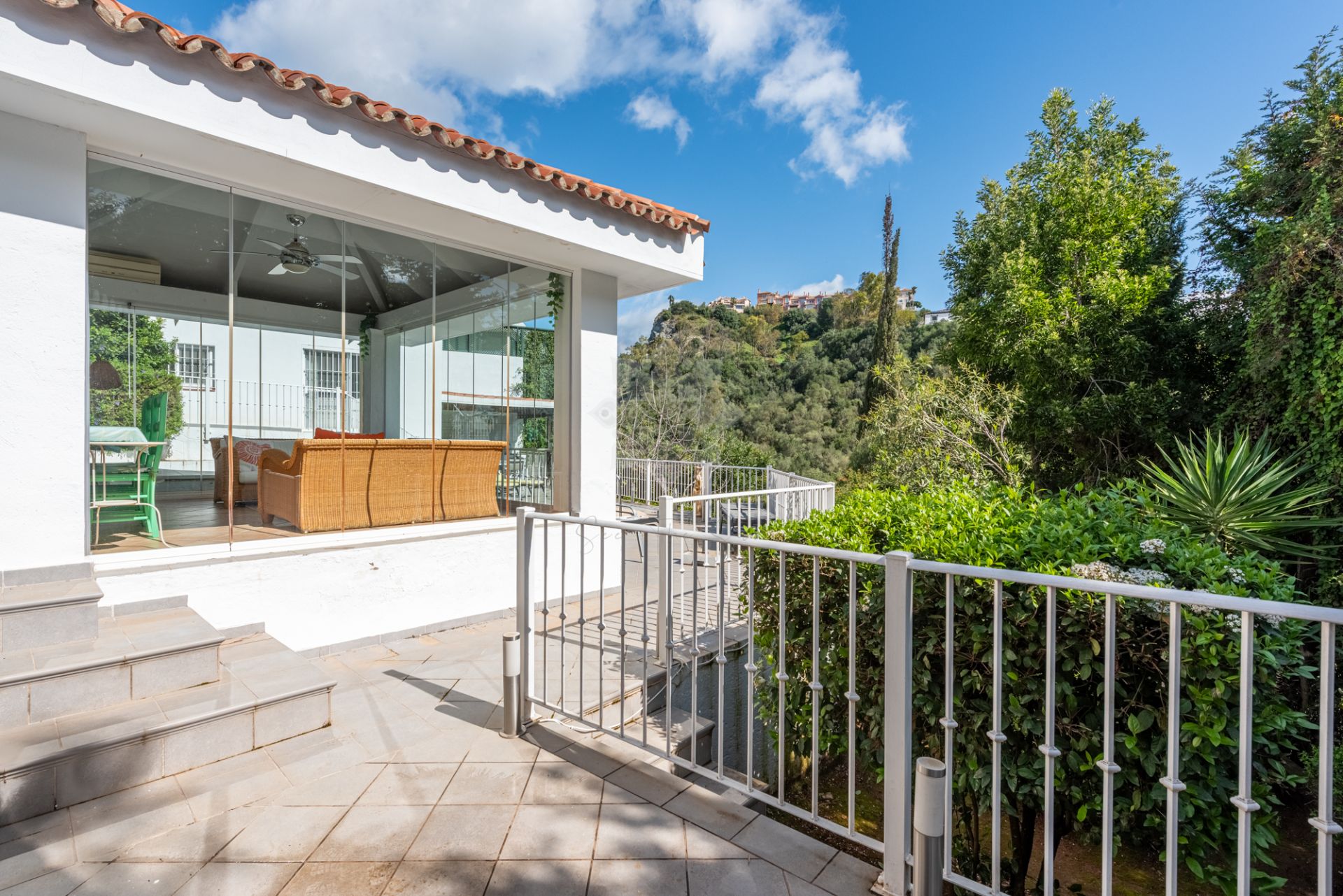 Villa in Puerto del Almendro, Benahavis
