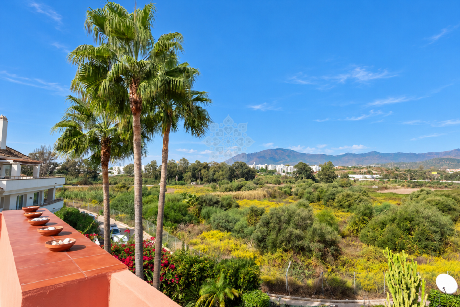 Penthouse w Park Beach, Estepona
