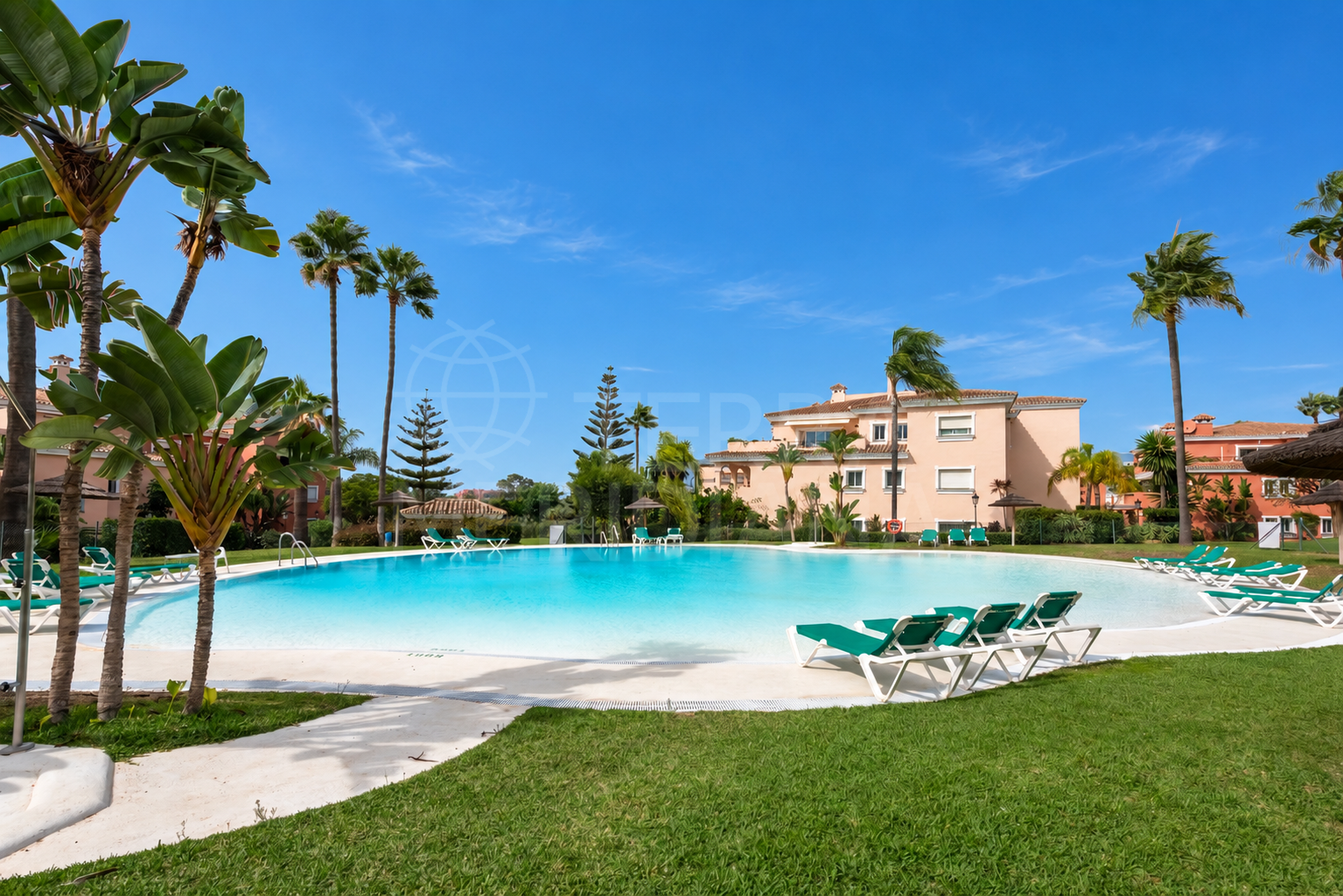Penthouse in Park Beach, Estepona
