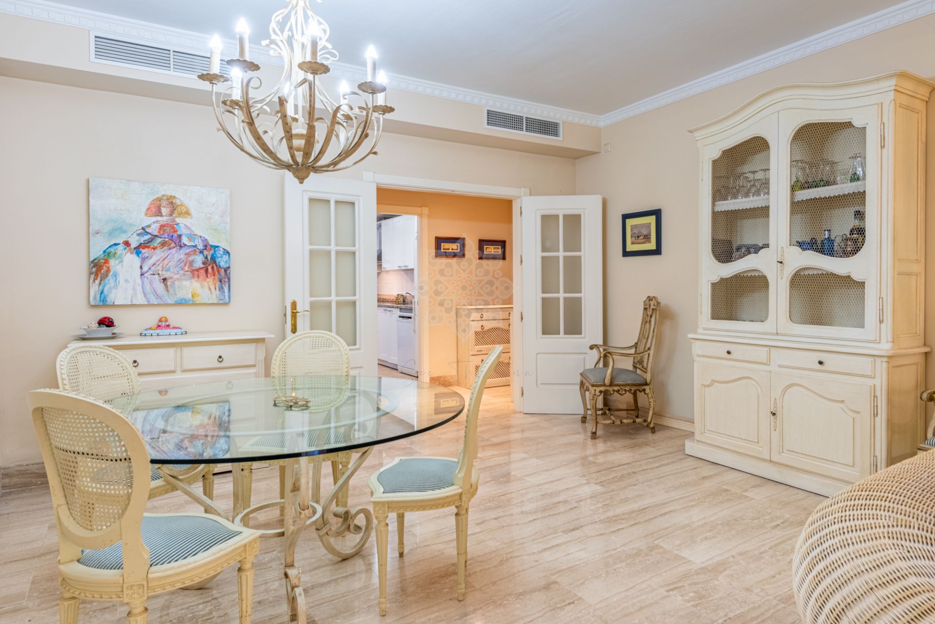Apartment in Alhambra del Golf, Estepona