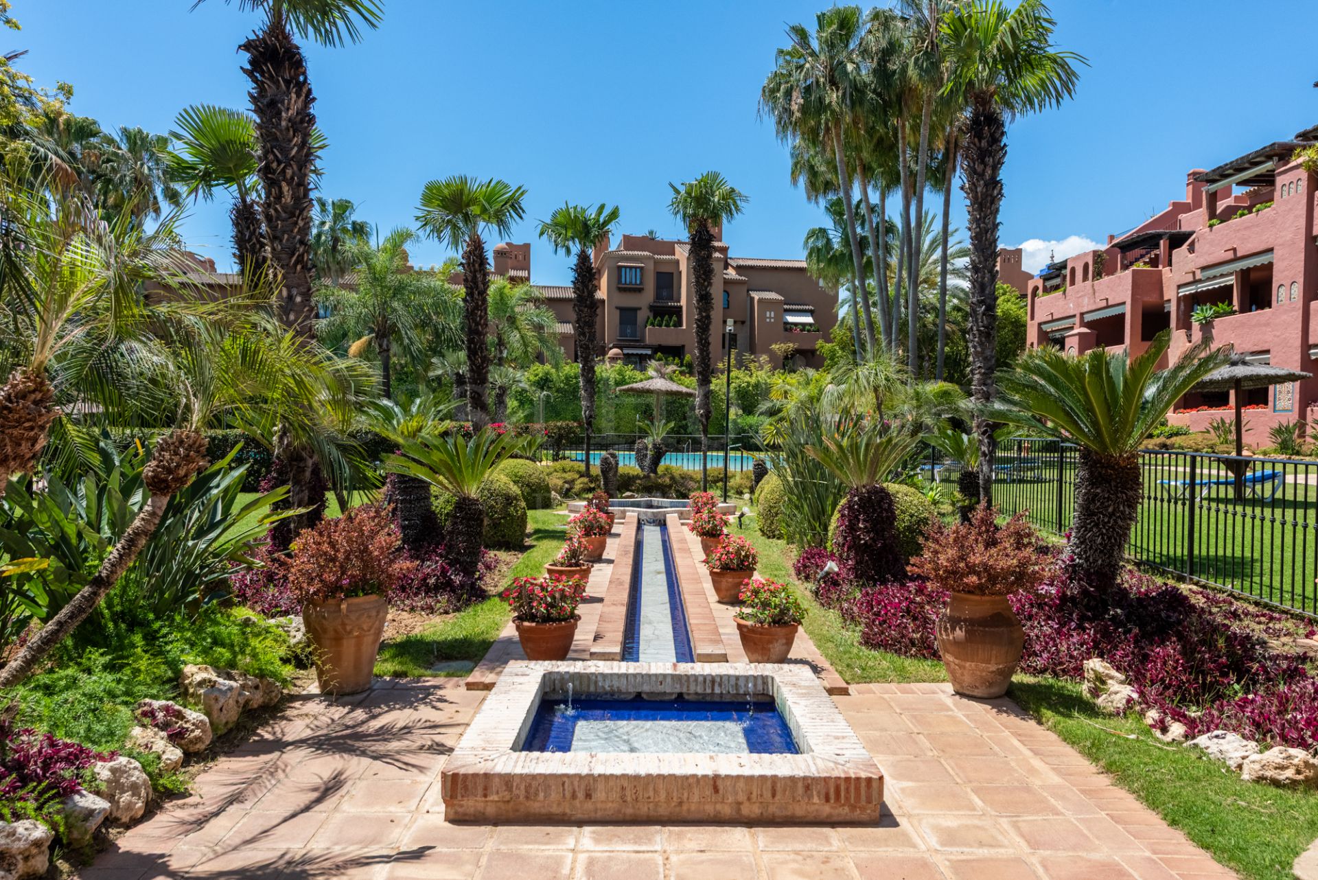 Apartamento en Alhambra del Golf, Estepona