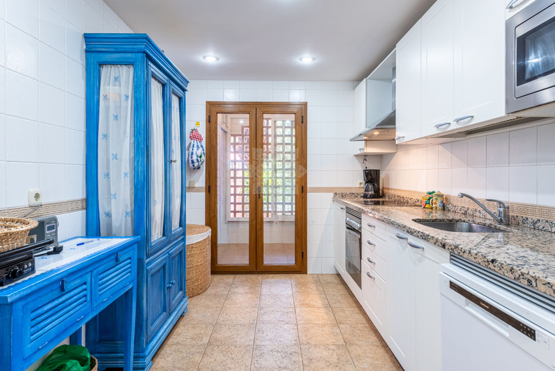 Apartment in Alhambra del Golf, Estepona