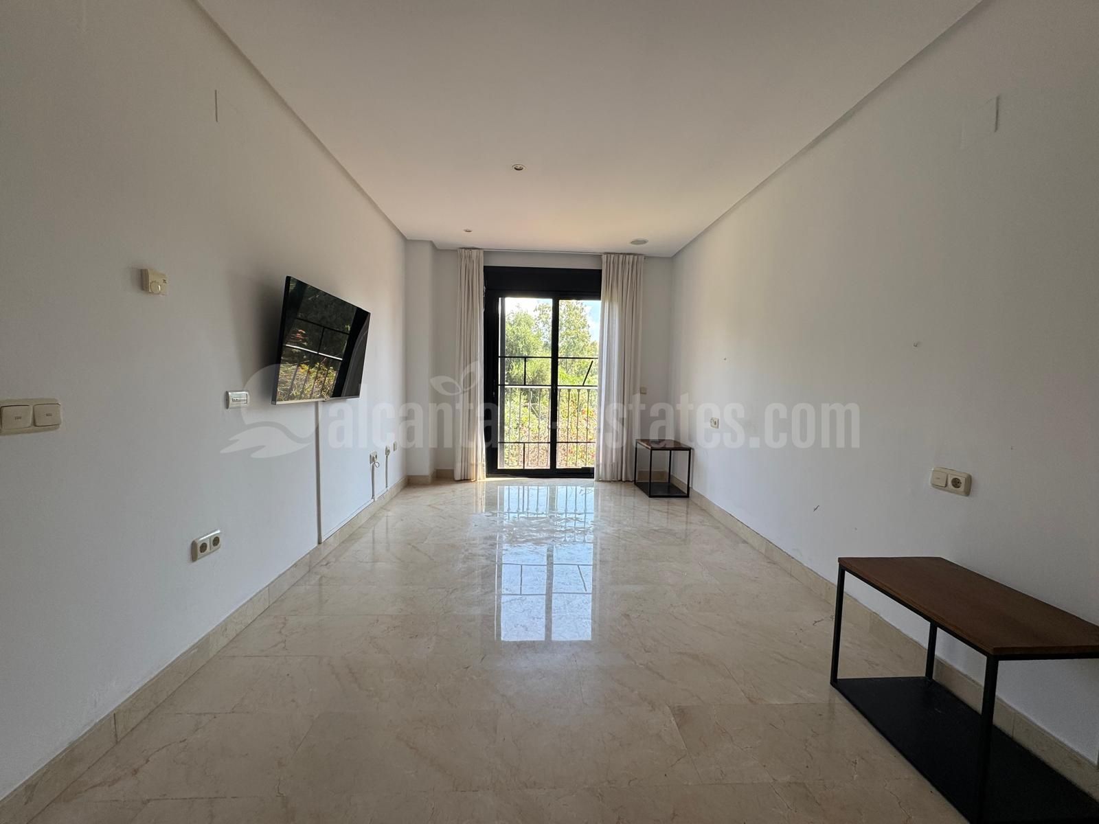Apartment in Las Mimosas, Marbella