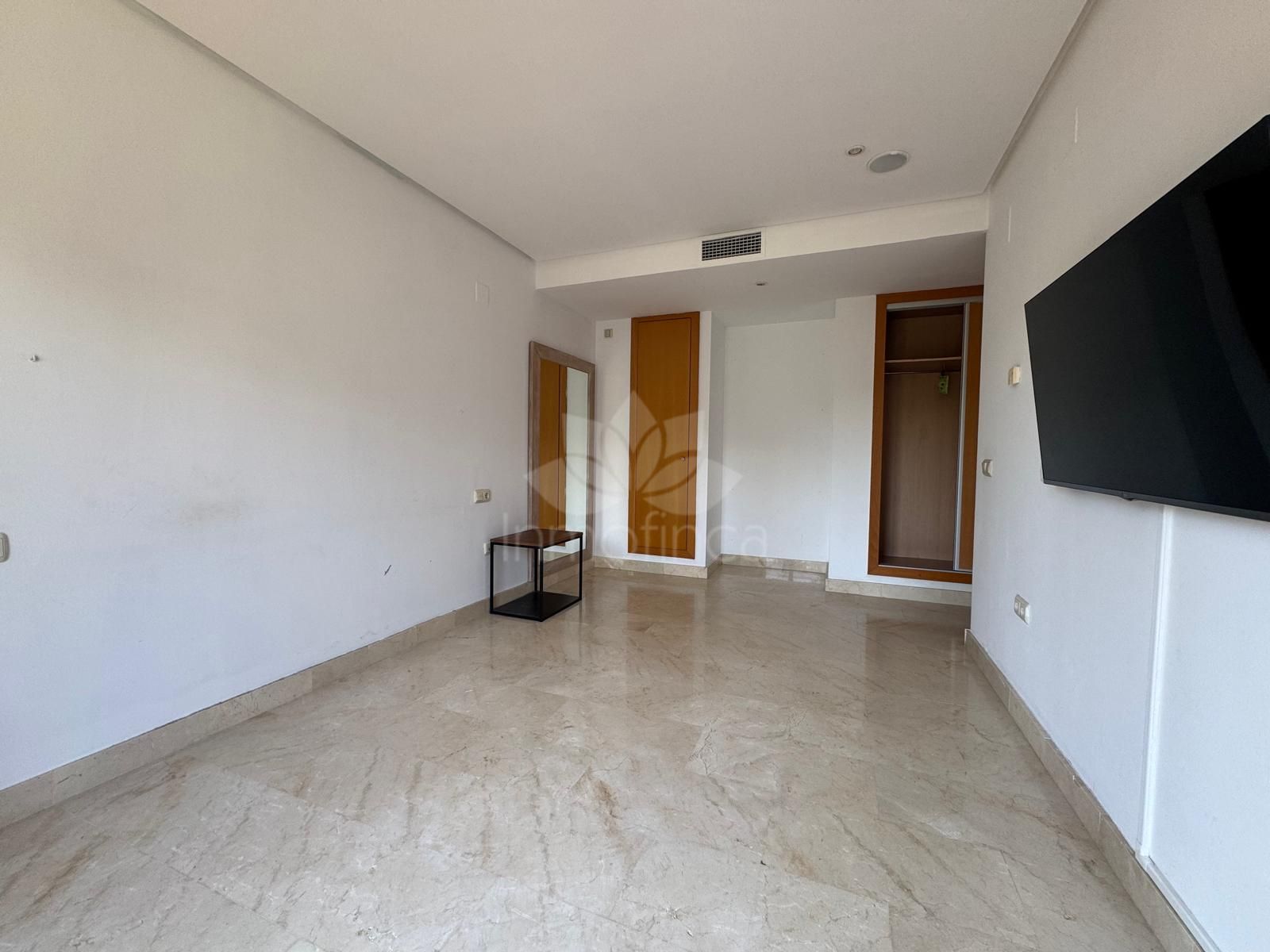 Apartment in Las Mimosas, Marbella