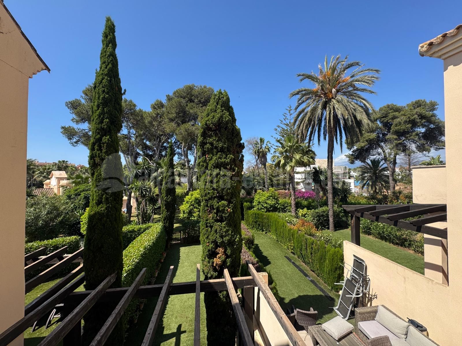 Apartment in Las Mimosas, Marbella