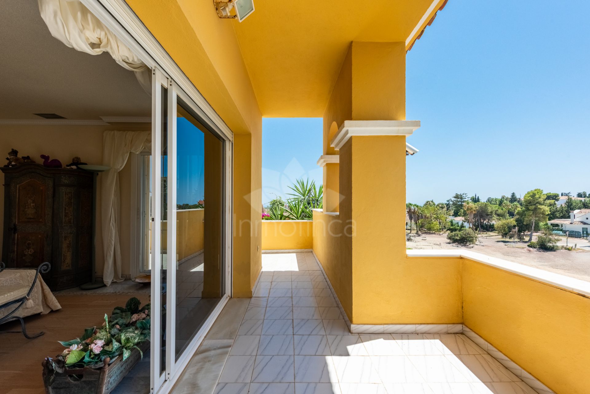 Villa in Atalaya Golf, Estepona