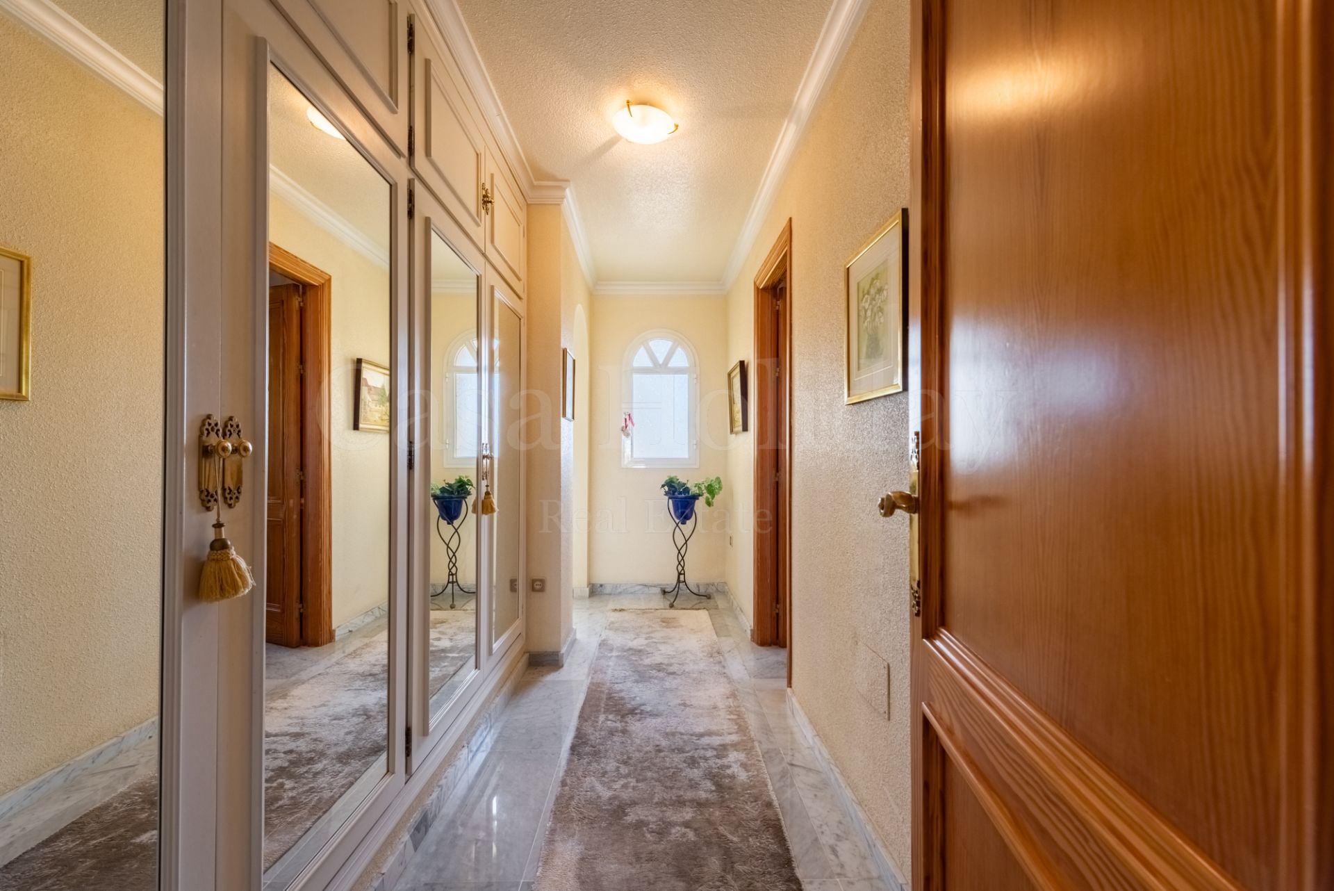 Villa in Atalaya Golf, Estepona