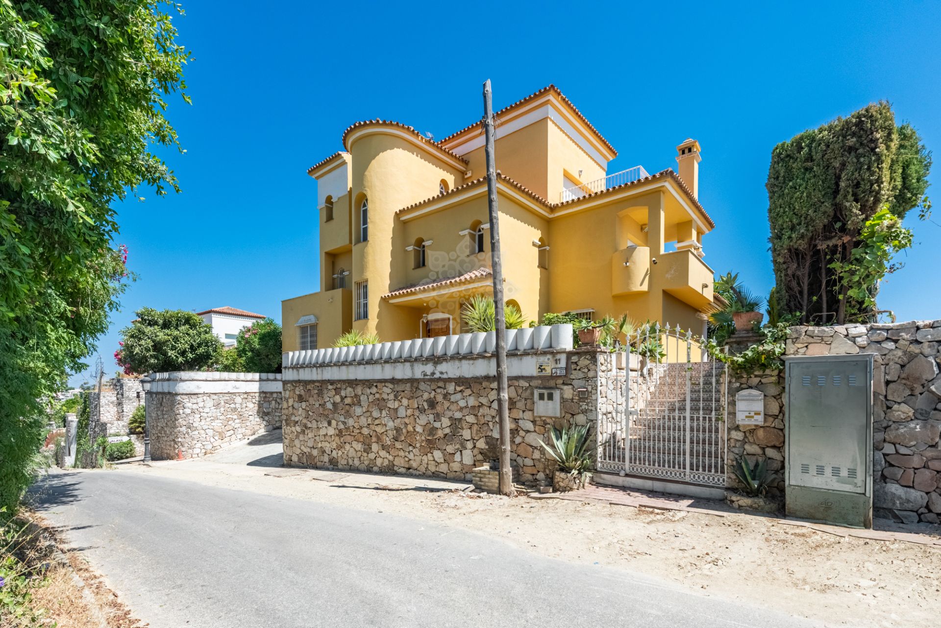 Villa en Atalaya Golf, Estepona