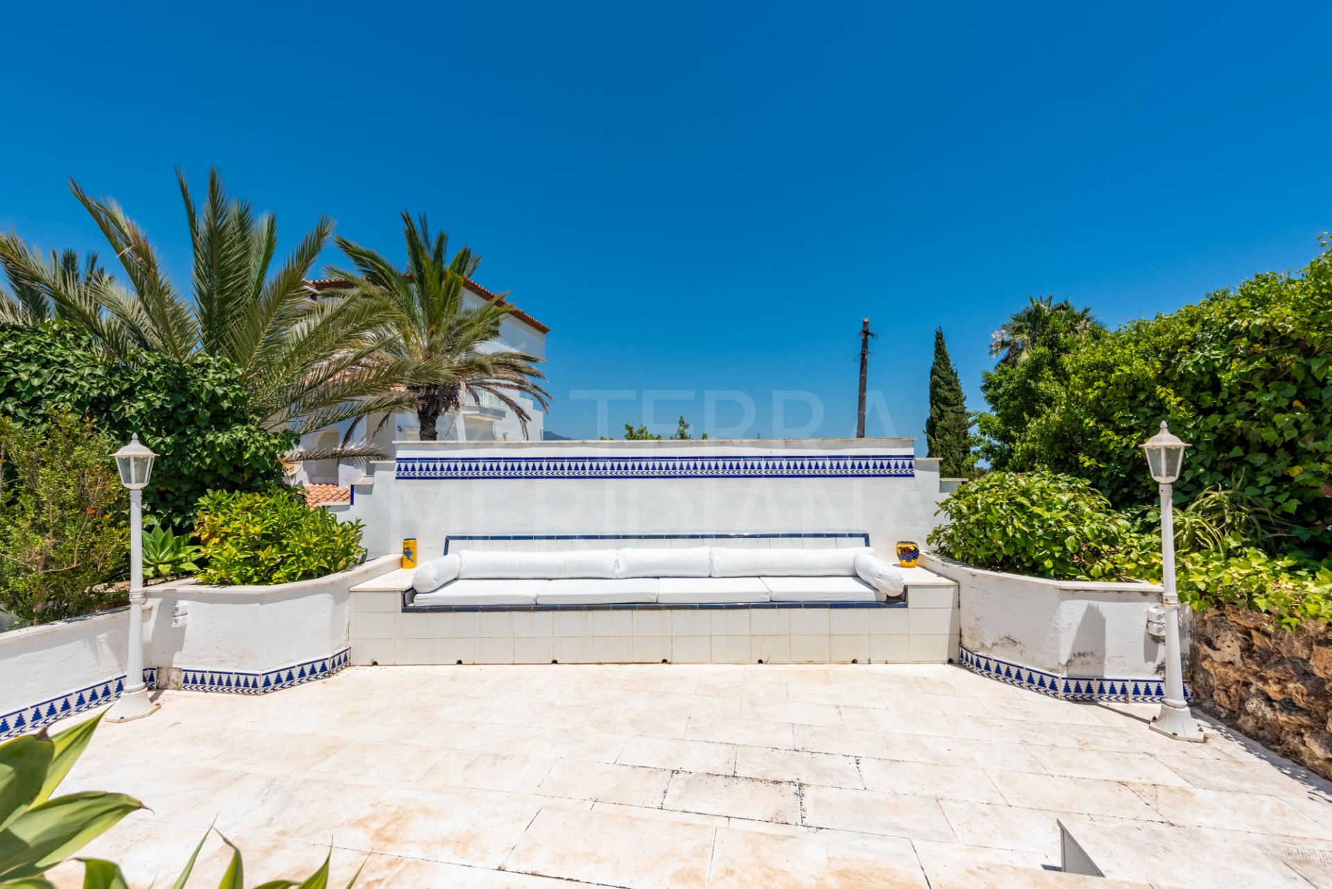 Villa in Atalaya Golf, Estepona