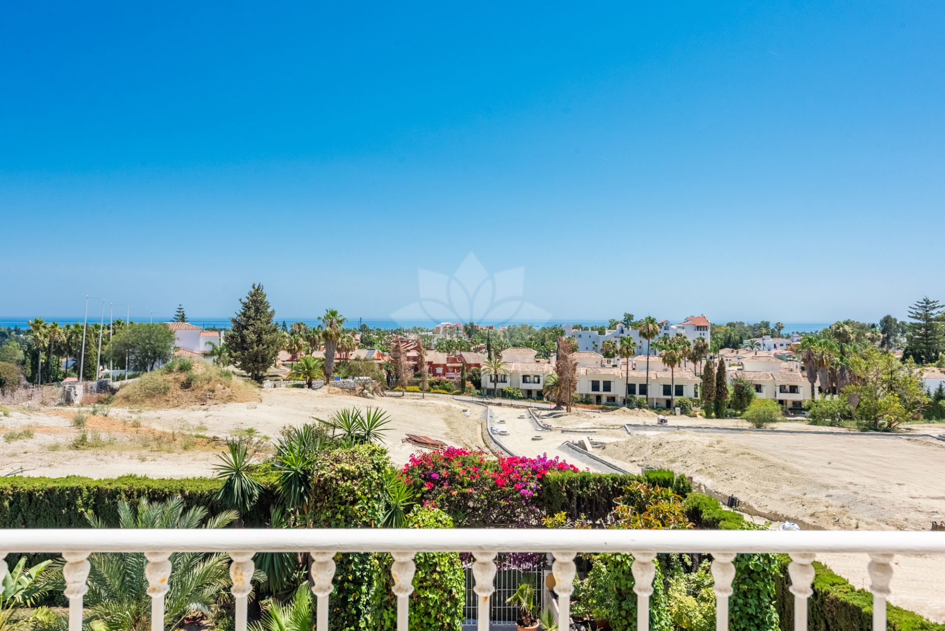 Villa in Atalaya Golf, Estepona