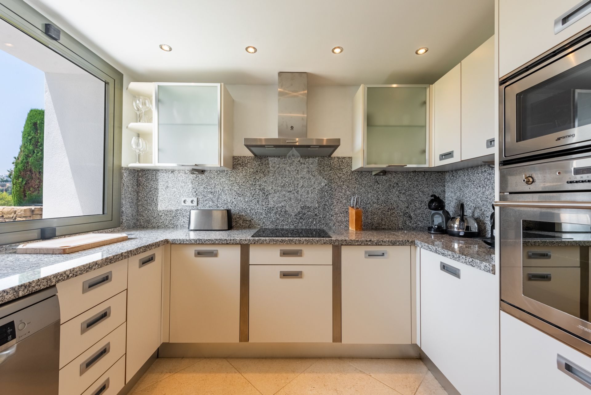 Apartment in Los Flamingos, Benahavis