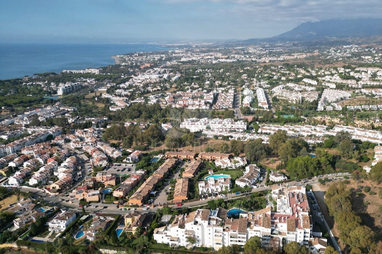Apartment in Nueva Atalaya, Estepona
