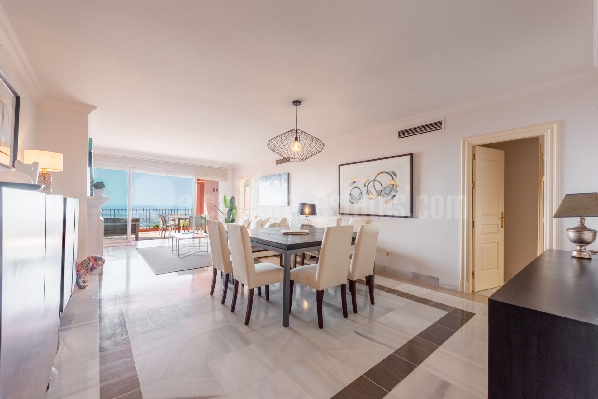 Apartment in Monte Halcones, Benahavis